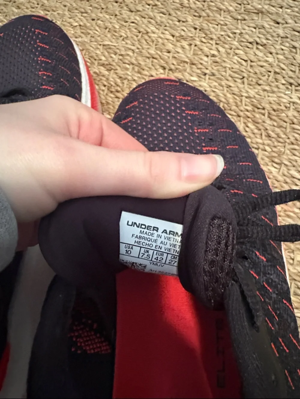 UA Infinite Running Shoe - Picture 5 of 5